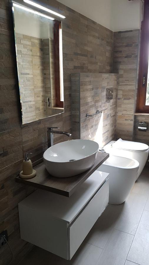 B&B Villa Mirella Casnate Con Bernate Zewnętrze zdjęcie